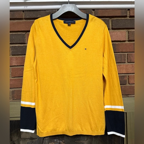 🖤 Tommy Hilfiger 60% Cotton swagger Size L excellent condition. - Picture 1 of 9